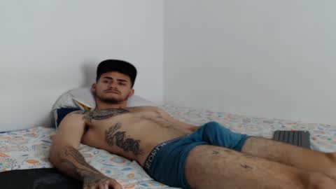 Axel online show from February 19, 6:21 pm