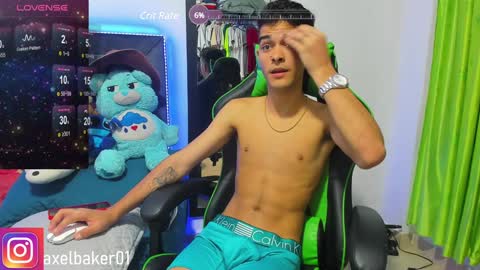 Snapshot of axel_baker01 chatting on December 3, 9:12 pm Axel online show from December 3, 9:12 pm