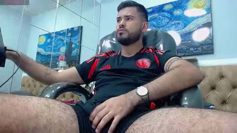 Axel online show from March 18, 2:47 am