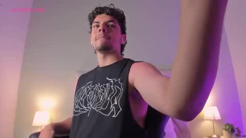 Yooung King  online show from March 17, 12:41 pm