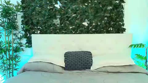 Snapshot of axel_draven chatting on September 24, 11:13 am axel_draven online show from September 24, 11:13 am