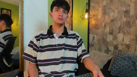 Snapshot of axel_draven chatting on November 18, 11:03 am axel_draven online show from November 18, 11:03 am