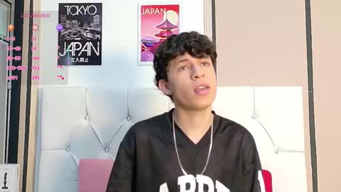 Snapshot of axel_evanss chatting on November 6, 12:17 pm Axel Evanss online show from November 6, 12:17 pm