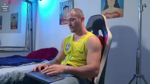 Axel Fairchaild online show from July 29, 1:20 pm