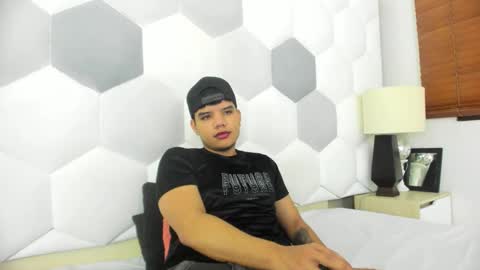 Axel Forte online show from March 4, 1:28 pm