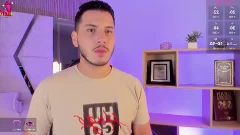 axel_grey_ online show from June 13, 12:36 pm