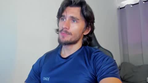 Snapshot of axel_owen chatting on September 29, 3:50 pm Axel online show from September 29, 3:50 pm