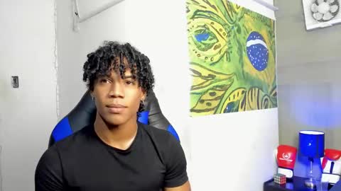 Snapshot of axel_silva3 chatting on November 22, 12:37 pm AXEL SILVA online show from November 22, 12:37 pm