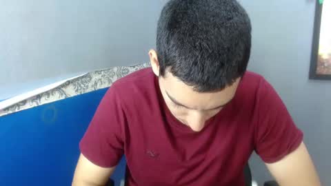 Snapshot of axel_stones_ chatting on November 28, 3:14 pm axel_stones_ online show from November 28, 3:14 pm