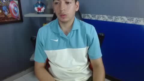 Snapshot of axel_stones_ chatting on November 30, 2:21 pm axel_stones_ online show from November 30, 2:21 pm