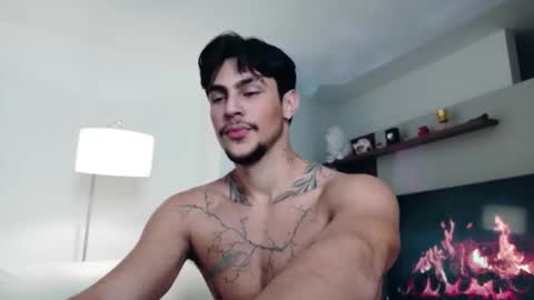 axelblack7 online show from May 16, 5:59 am