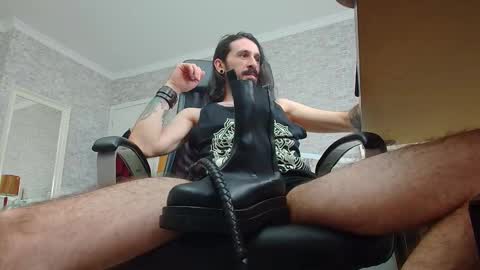 AxelColton online show from December 23, 9:27 am