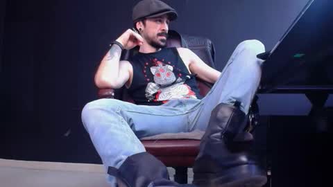 AxelColton online show from October 18, 10:27 am