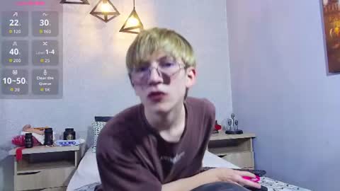 Snapshot of axell_stone chatting on July 2, 8:59 pm axell_stone online show from July 2, 8:59 pm