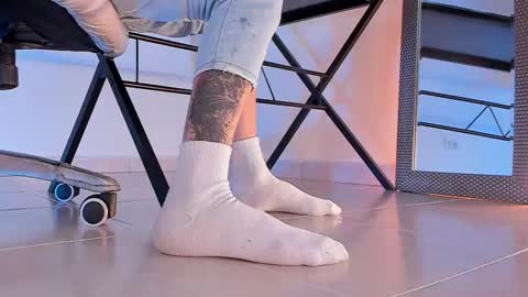 im your little femboy  ALEX   online show from November 28, 9:50 pm