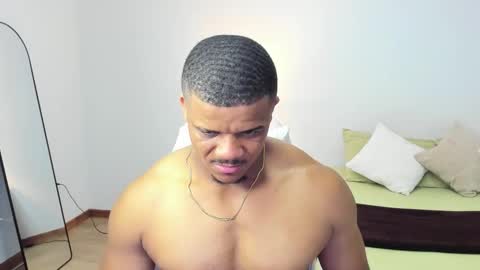 Snapshot of axelldasilva chatting on January 18, 12:14 am AXEL DA SILVA online show from January 18, 12:14 am