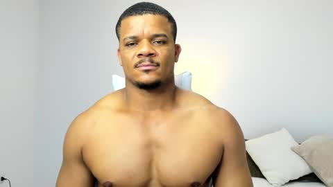 Snapshot of axelldasilva chatting on February 16, 11:45 pm AXEL DA SILVA online show from February 16, 11:45 pm