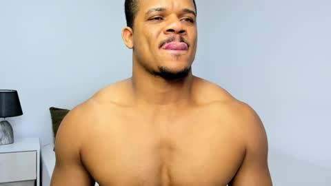 Snapshot of axelldasilva chatting on February 22, 8:07 pm AXEL DA SILVA online show from February 22, 8:07 pm