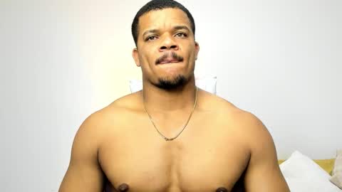 Snapshot of axelldasilva chatting on February 28, 11:39 pm AXEL DA SILVA online show from February 28, 11:39 pm