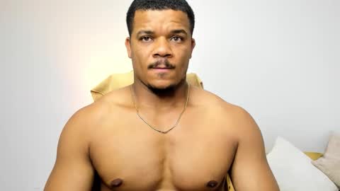 Snapshot of axelldasilva chatting on March 1, 8:11 pm AXEL DA SILVA online show from March 1, 8:11 pm