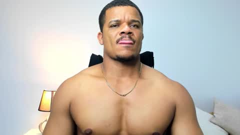 Snapshot of axelldasilva chatting on March 2, 11:44 pm AXEL DA SILVA online show from March 2, 11:44 pm