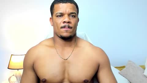 Snapshot of axelldasilva chatting on March 3, 11:21 pm AXEL DA SILVA online show from March 3, 11:21 pm