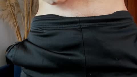 Snapshot of axelraven chatting on November 25, 7:58 pm Axel Raven online show from November 25, 7:58 pm