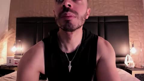 Snapshot of axelthompsom chatting on November 21, 11:31 am Axel Thompsom online show from November 21, 11:31 am