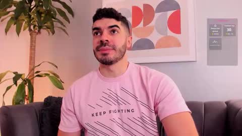 Snapshot of axelthompsom chatting on December 1, 12:21 pm Axel Thompsom online show from December 1, 12:21 pm