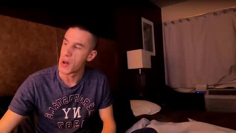 Axl online show from December 22, 2:06 am