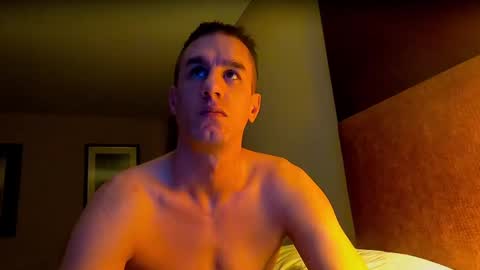 Axl online show from March 12, 2:20 am