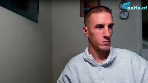 Axl online show from October 9, 10:08 pm