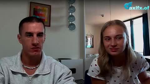 Axl online show from October 14, 6:58 am