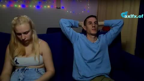 Axl online show from March 13, 1:23 am