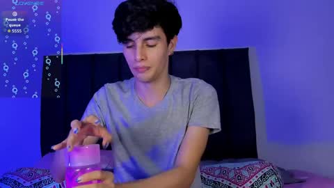 Axxxel  online show from April 28, 2:21 am