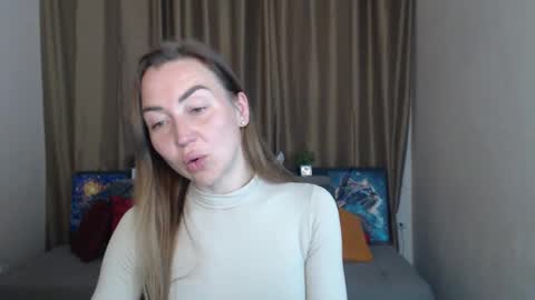 Jully online show from March 10, 9:29 pm