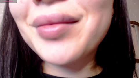 Snapshot of aya_moon chatting on January 9, 5:44 am Aya Moon online show from January 9, 5:44 am