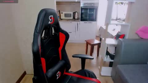 Snapshot of aya_moon chatting on September 19, 6:15 am Aya Moon online show from September 19, 6:15 am