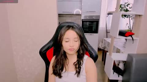 Snapshot of aya_moon chatting on October 14, 5:08 am Aya Moon online show from October 14, 5:08 am