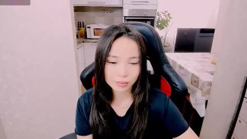 Snapshot of aya_moon chatting on November 6, 4:35 am Aya Moon online show from November 6, 4:35 am