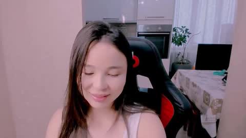 Snapshot of aya_moon chatting on December 16, 4:50 am Aya Moon online show from December 16, 4:50 am