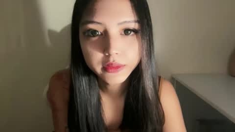 ayalvrs18 online show from June 6, 6:40 am