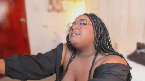 Snapshot of ayanaa_ebony_ chatting on June 12, 11:20 am Ayana online show from June 12, 11:20 am