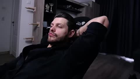 Snapshot of aydanblakeofficial chatting on November 12, 10:04 am Aydan Blake Official online show from November 12, 10:04 am