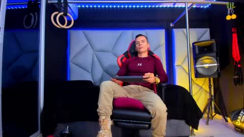 Ayden Miller online show from May 20, 5:24 am