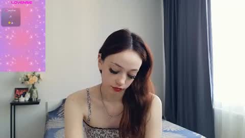 Hailey Wellington online show from July 5, 2:24 pm