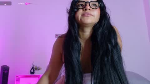 Mariana online show from June 10, 8:41 pm