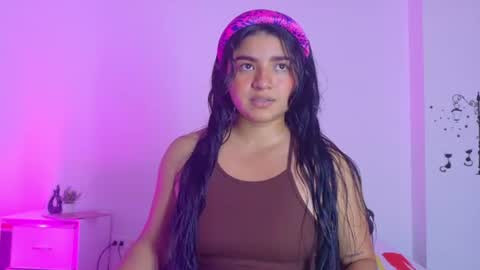 Mariana online show from July 20, 8:11 pm