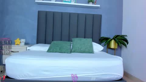 Alyda Jaramillo online show from November 7, 8:09 pm