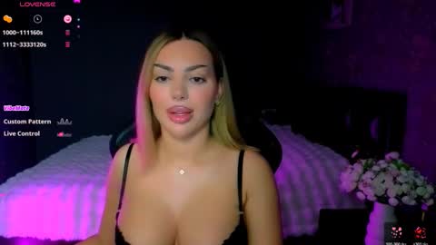  Ayla Demir  online show from March 14, 10:04 pm